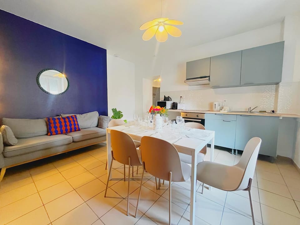 Othello - Appartement 6 personnes - Check in h24 & Wifi Apartment in Lyon