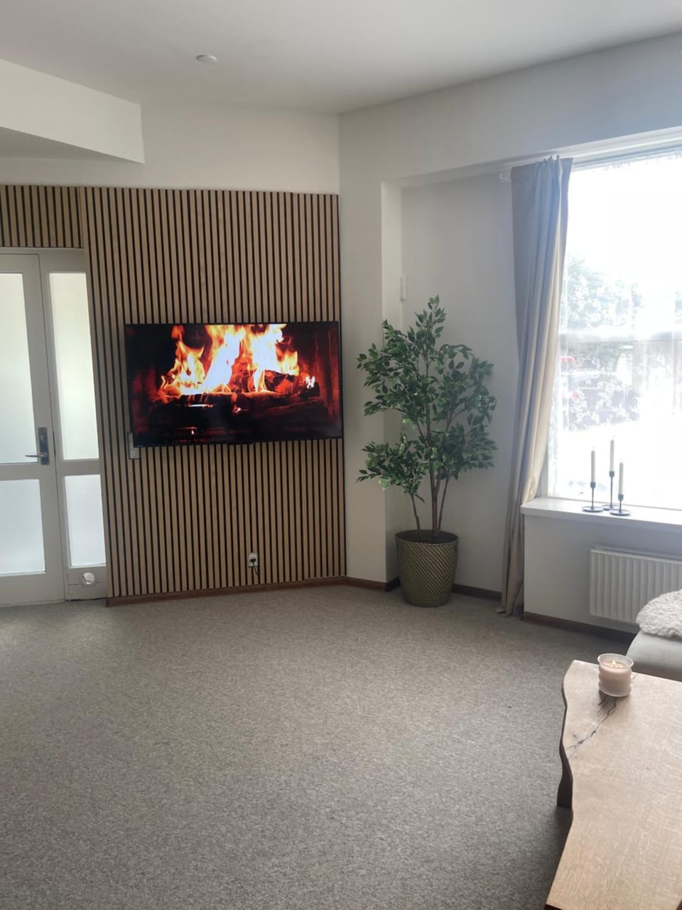 TV and multimedia, Seating area