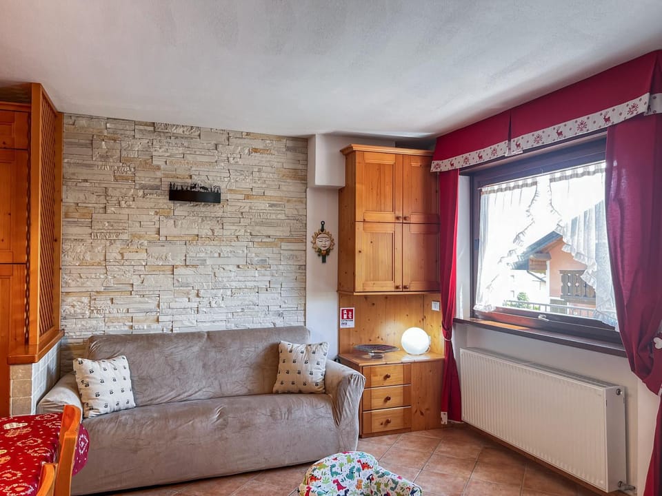 Living room, Photo of the whole room, Seating area