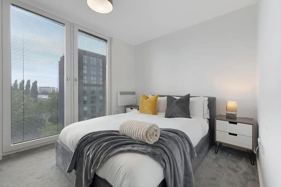 New 2BR in Kinetic, Talbot Road Apartment in Stretford