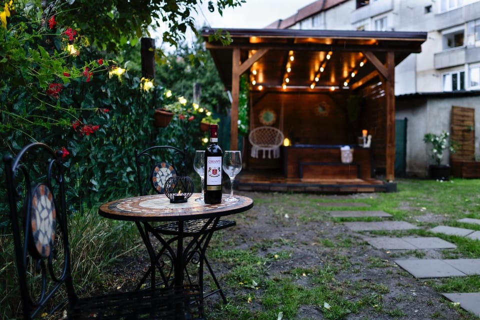Casa MOMO House in Romania