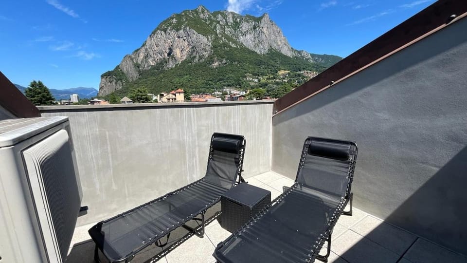 Natural landscape, View (from property/room), Balcony/Terrace
