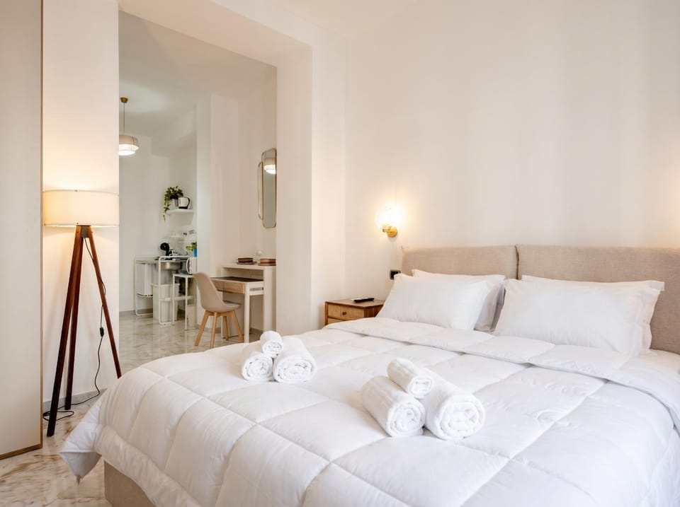 AuGuStea Urban Studio Apartment in Bari