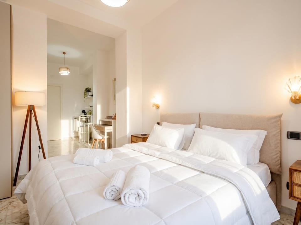 AuGuStea Urban Studio Apartment in Bari
