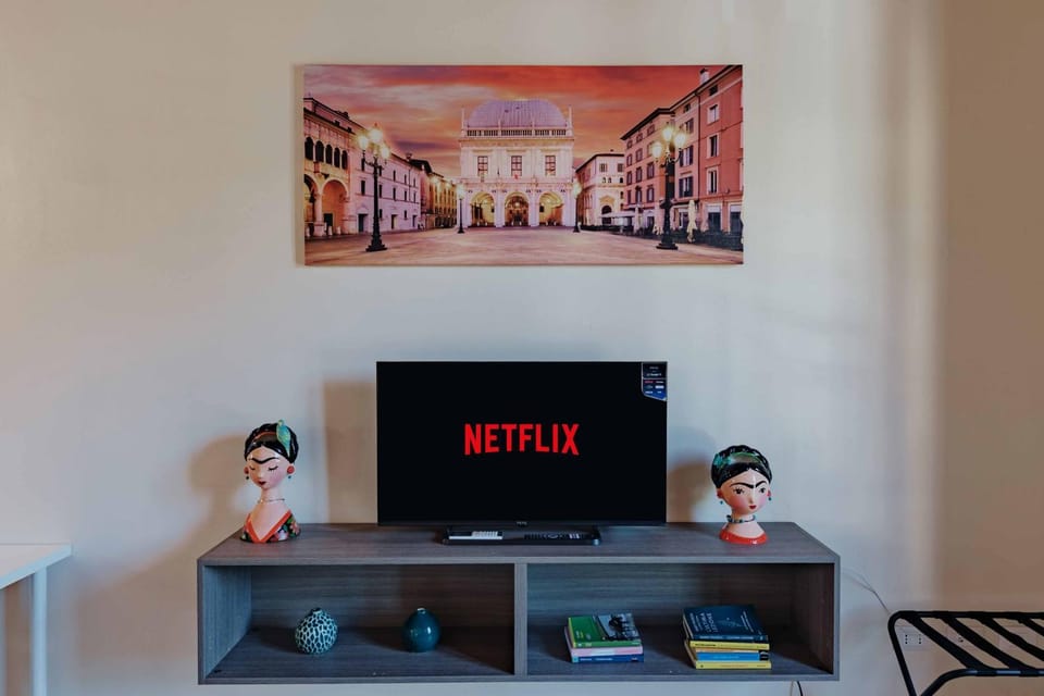 TV and multimedia, Evening entertainment