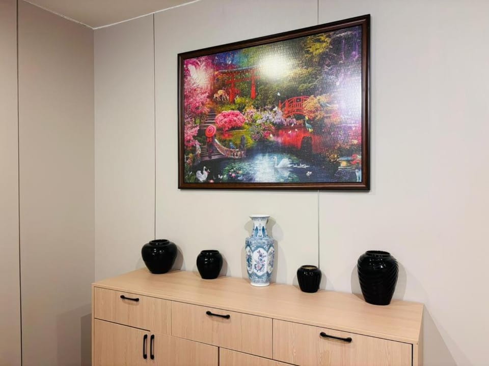 Entire Penthouse in the Heart of Melaka, Spacious & Elegant, 4R3B Apartment in Malacca