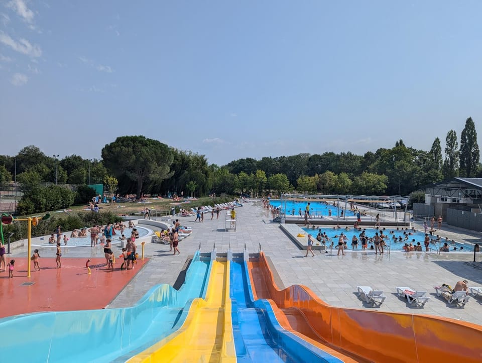 Swimming pool