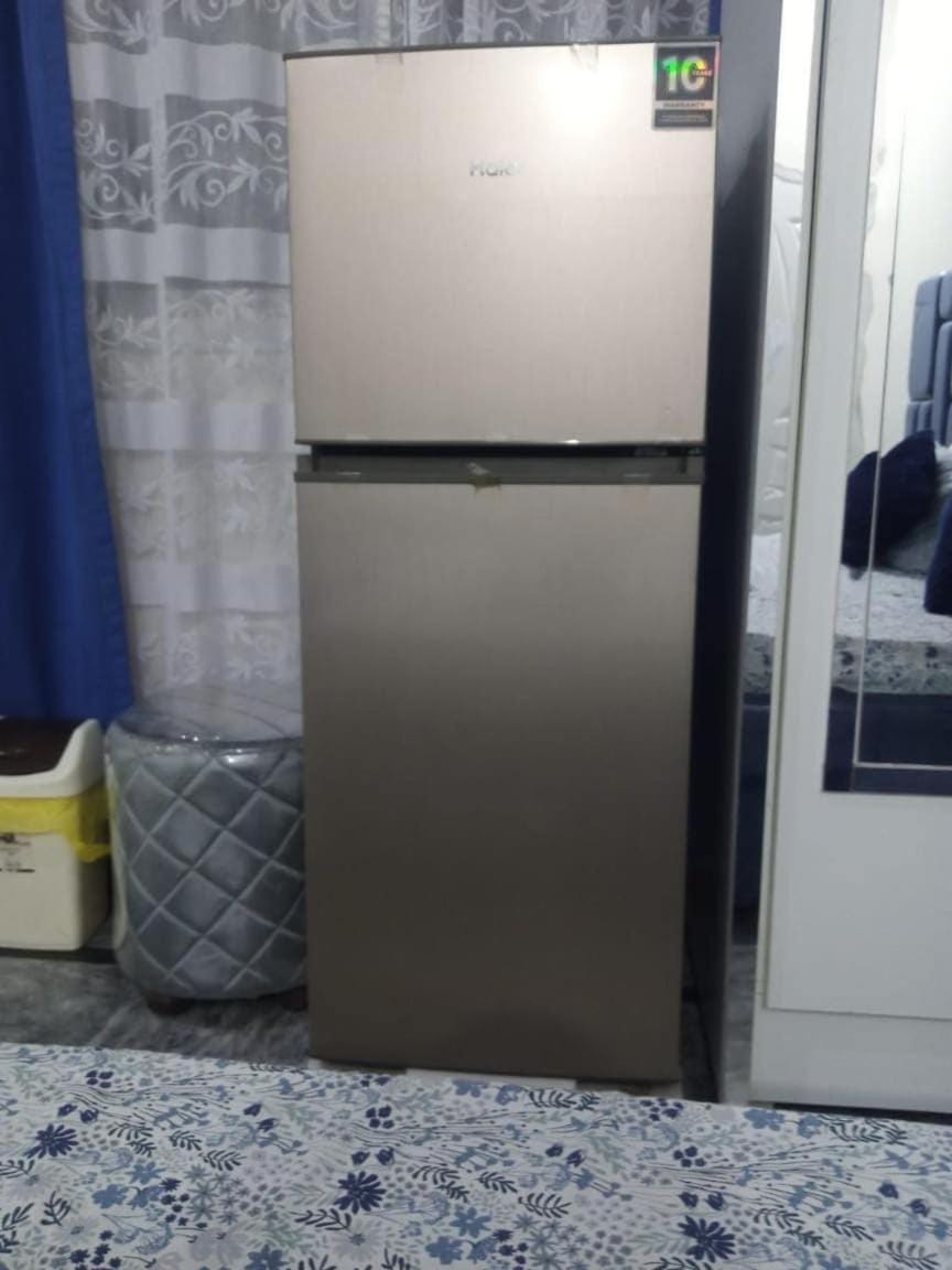 Room for travelers with Ac near the airport Apartment in Karachi