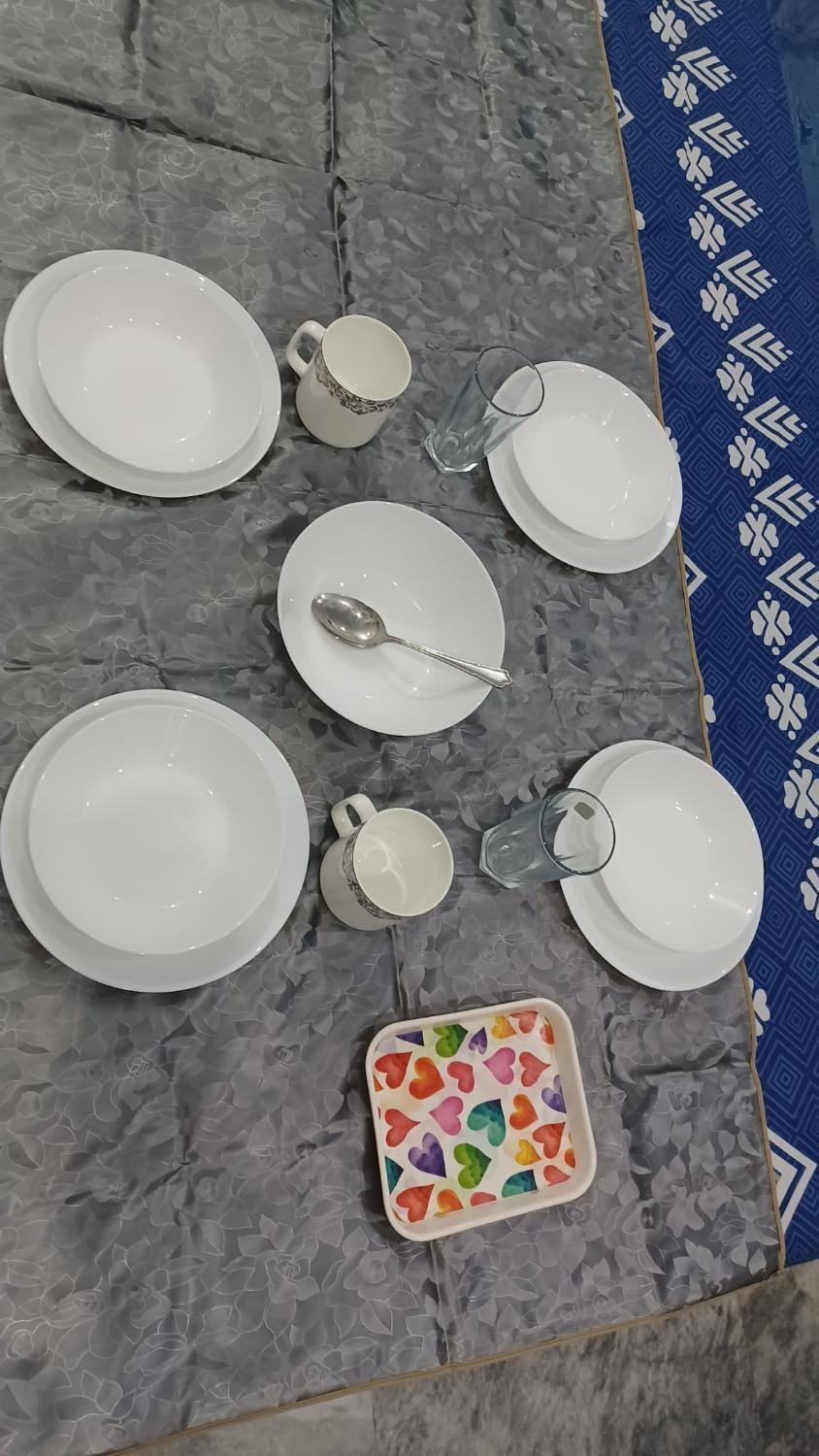 Room for travelers with Ac near the airport Apartment in Karachi