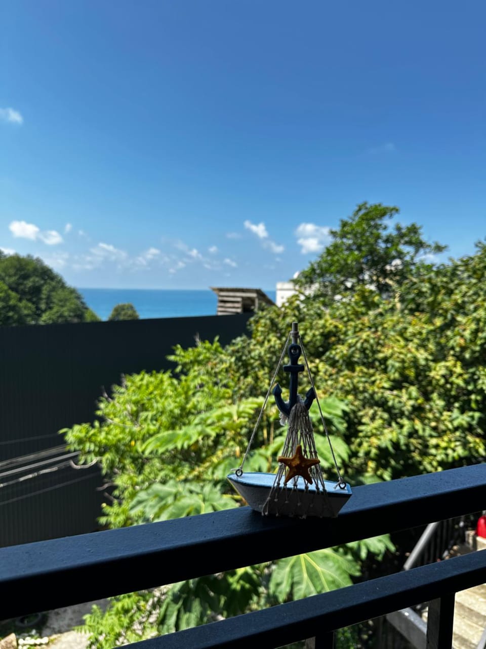 Green Azure - მწვანე ლაჟვარდი House in Batumi