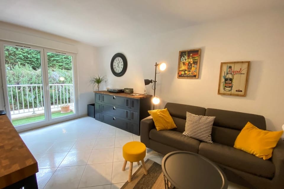Beautiful apartment on the heights of Nice - Parking Apartment in Nice