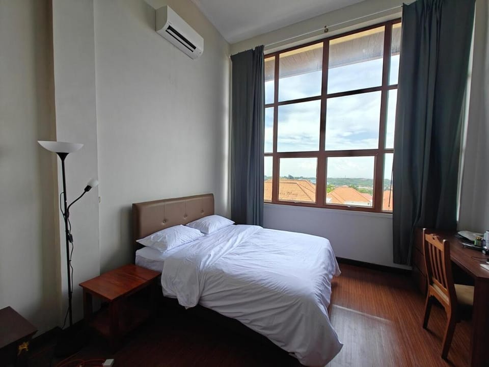 Villa Jessica at Nusa Dua 4BR up to 14 person Villa in Kuta Selatan