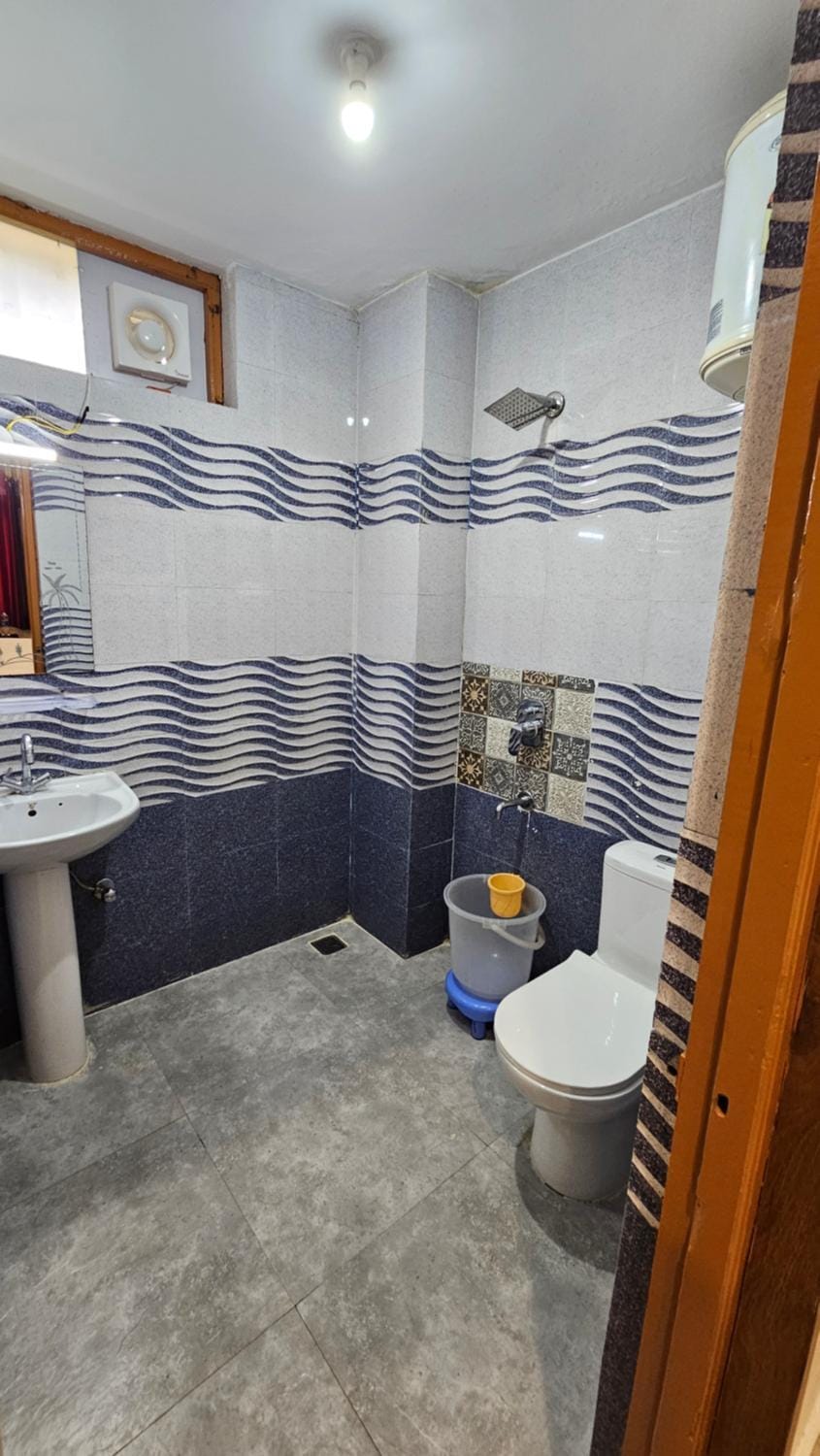 Toilet, Bathroom