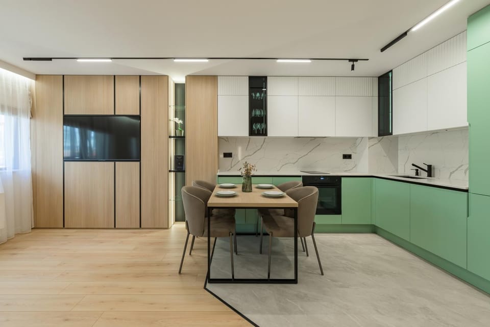 Kitchen or kitchenette, Dining area, stove