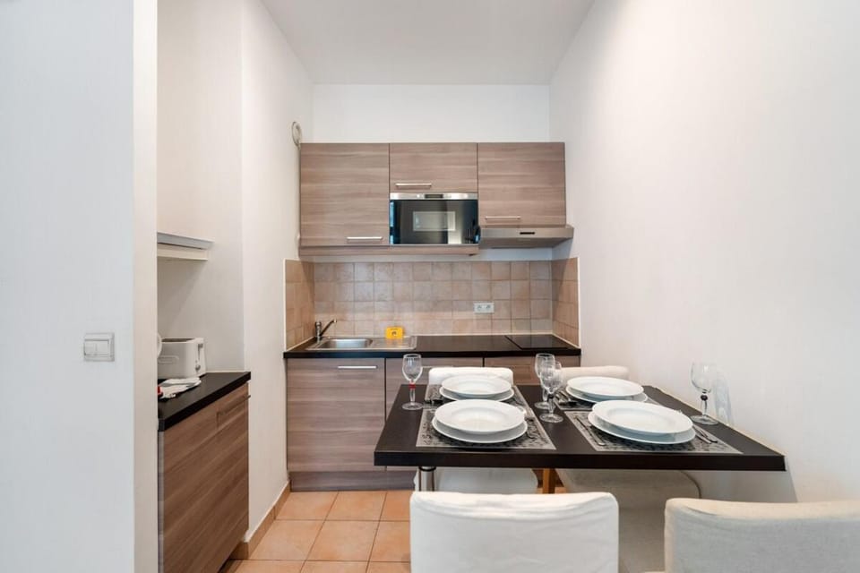 Grand Studio au coeur du marais - 4P Apartment in Paris
