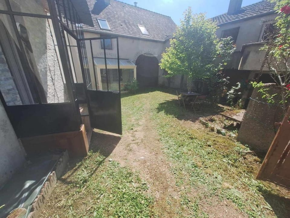 Maison au cœur du vignoble House in Bourgogne-Franche-Comté