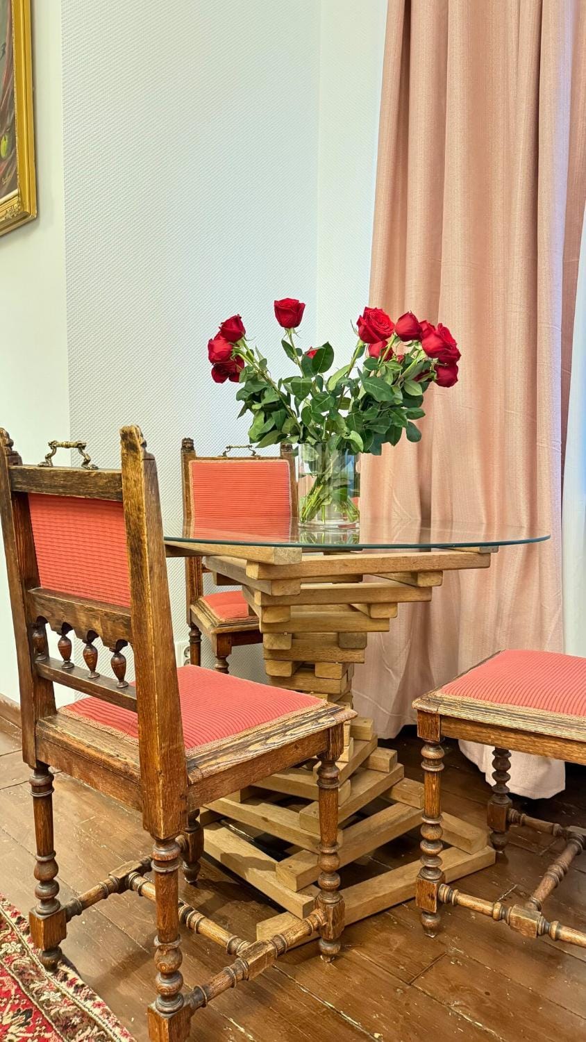 Antique Elegance Apartment in Heart of Riga Apartment in Riga