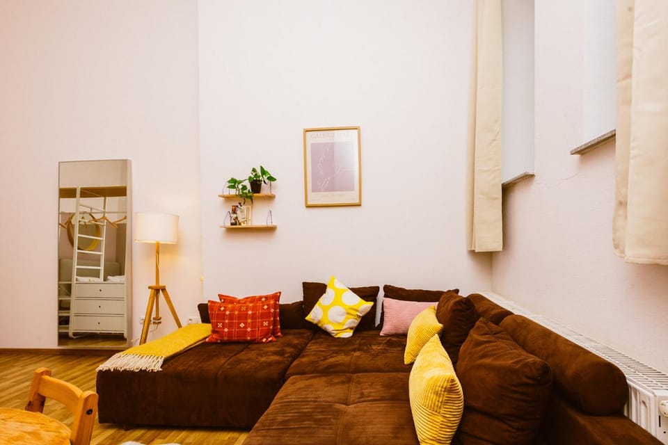 Living room, Photo of the whole room, Seating area