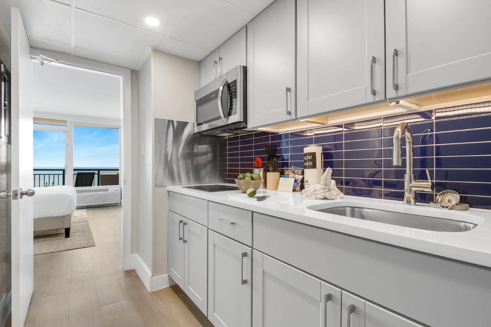 Azorean Dreams by Casanita - Oceanfront Lux Suite House in Myrtle Beach