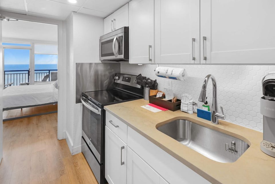 Costabella By Casanita - Oceanfront Deluxe Suite House in Myrtle Beach