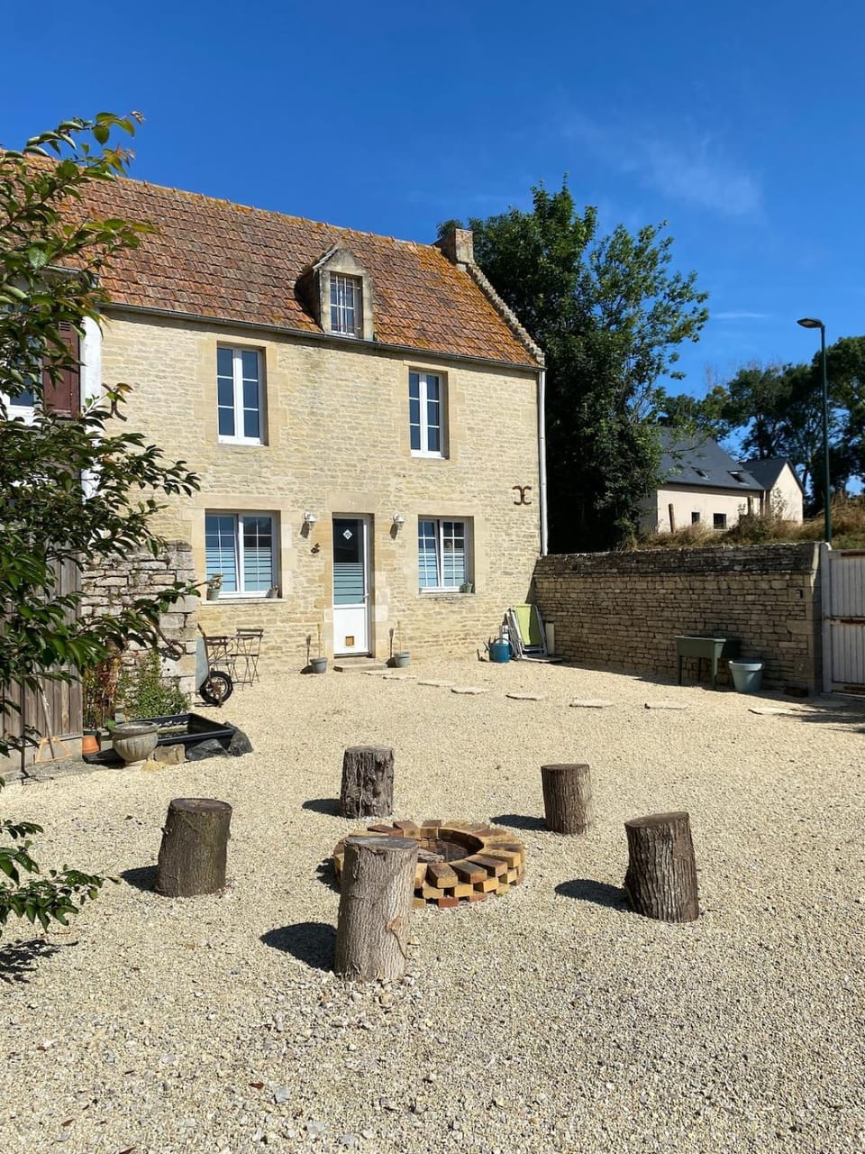 Property building, Garden