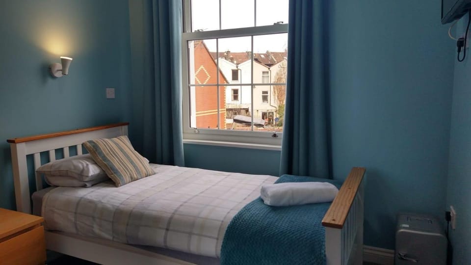 BS3 Bed and Breakfast Bed and Breakfast in Bristol