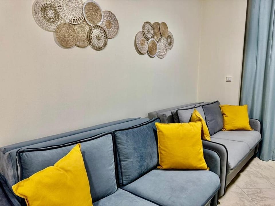 Motor City Norton Court Parking Pool Apartment in Dubai