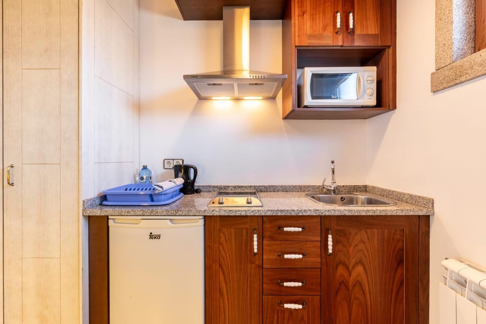 pet friendly, stove