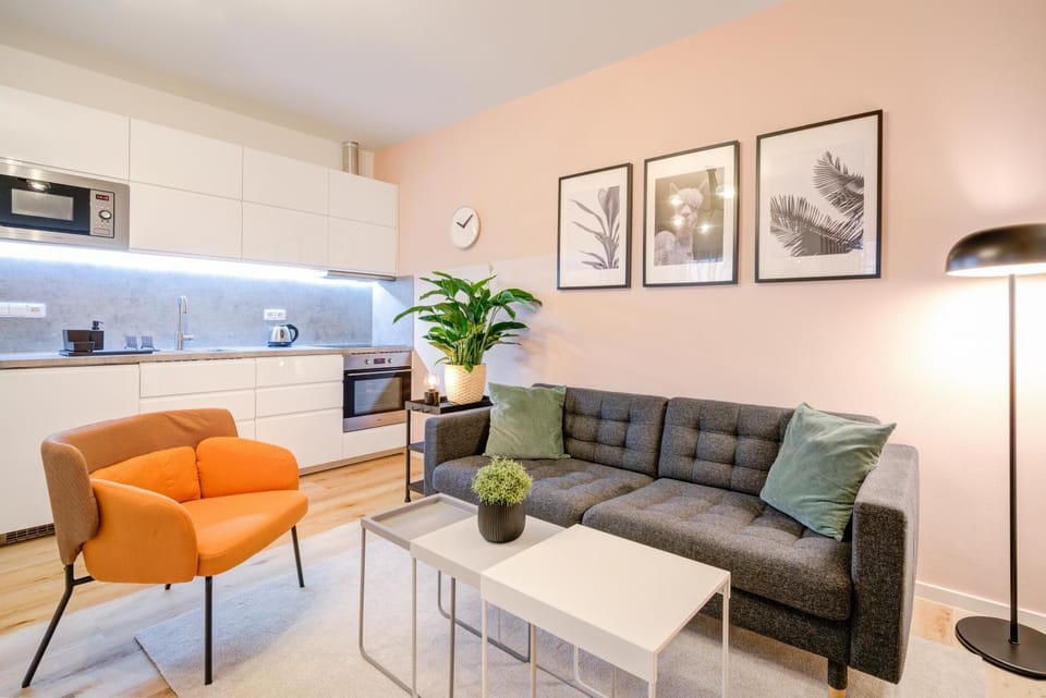 Kitchen or kitchenette, Living room, Seating area