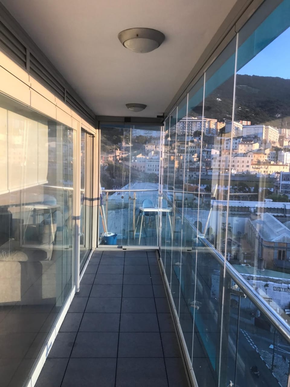 2 Bed Modern Apt in Ocean Village with Pools, Jacuzzi & Stunning Rock Views Apartment in Gibraltar