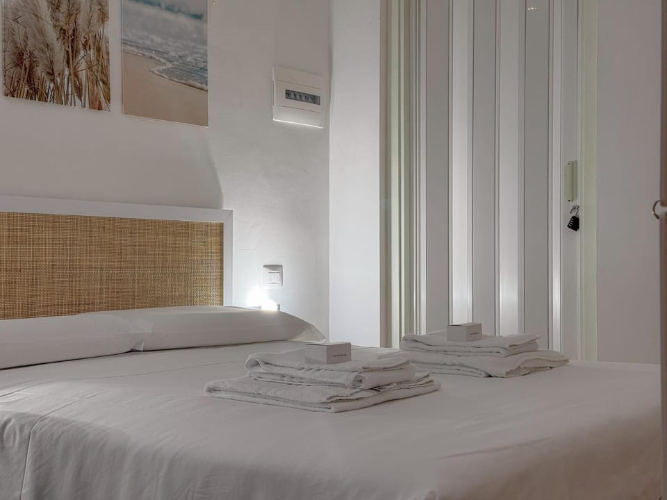 Monolocale moderno e funzionale by Host Hero Apartment in San Benedetto del Tronto