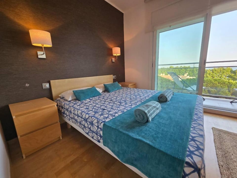 Aquamarina Apt | Seaviews | 1' beach | Family Vacation rental in Maresme