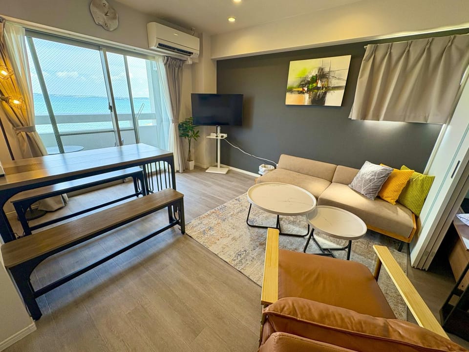 Living room, Photo of the whole room, Seating area