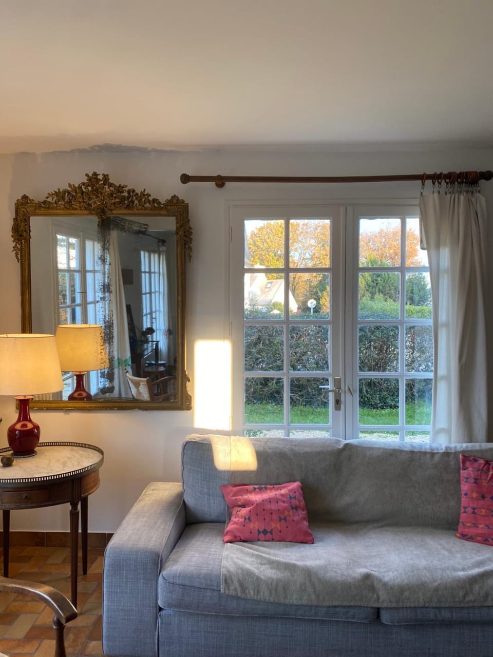 Le charme d'une maison de village House in Arradon