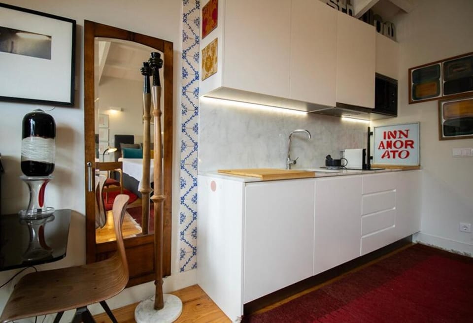 Caligrafia - Artistic Studio Apartment in Porto