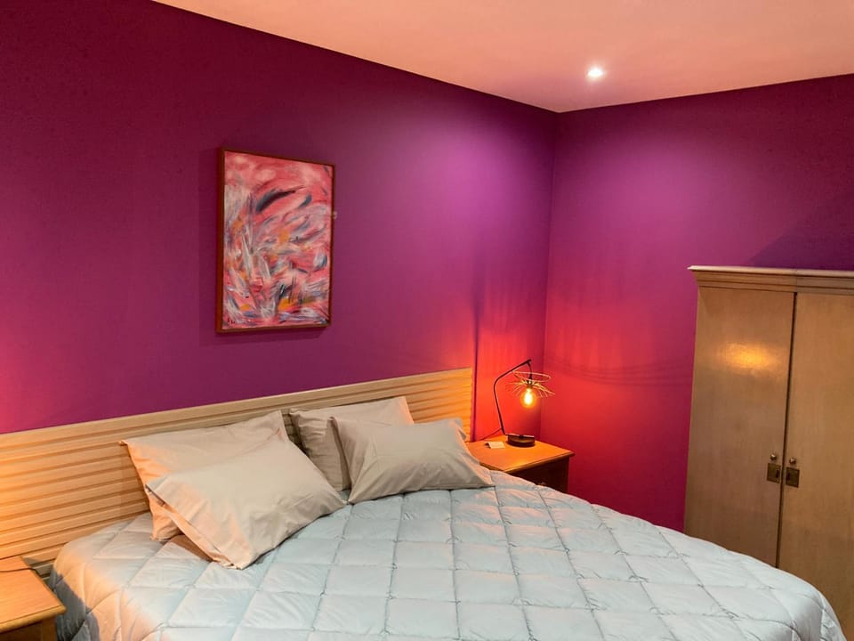 Bed, Photo of the whole room, wardrobe