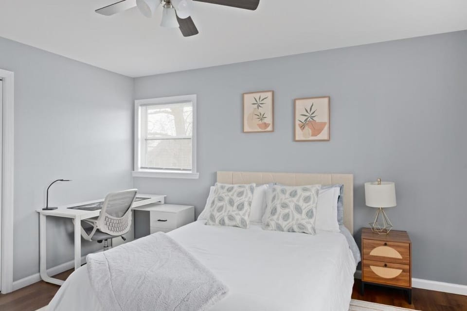 Cozy Home, 17 min from NYC, 2 Parking Spaces Apartment in Ridgefield Park