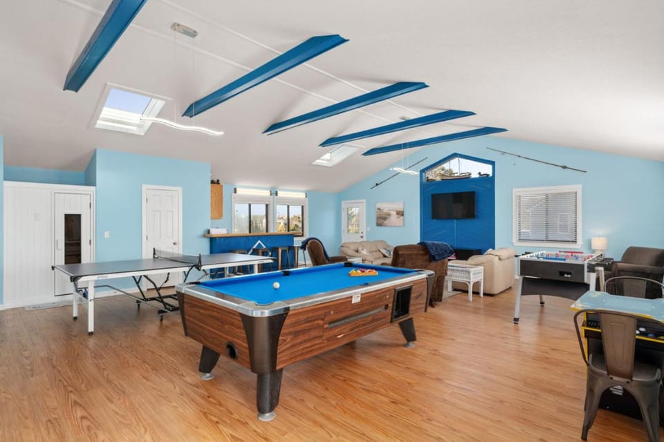 Billiard, Game Room, Entertainment
