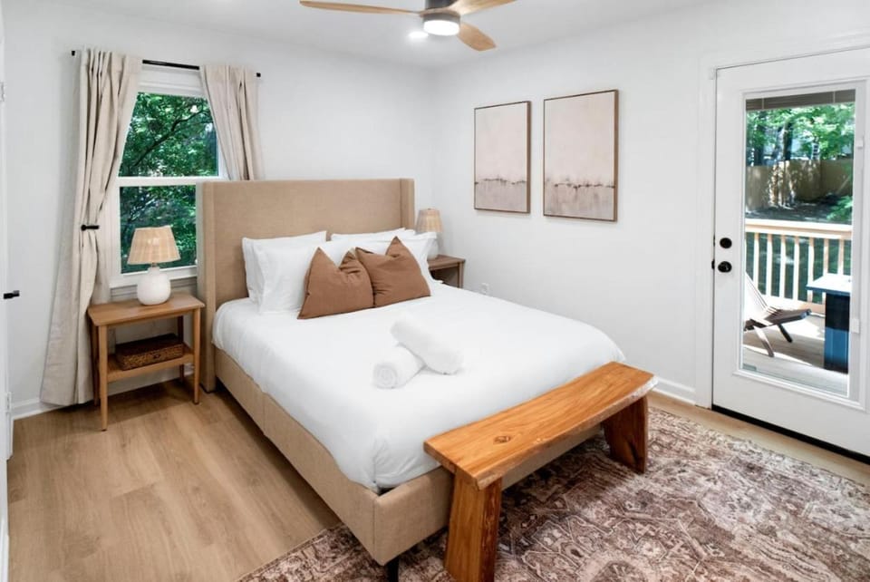 Brandyapple Retreat by Rather Be Properties House in Raleigh