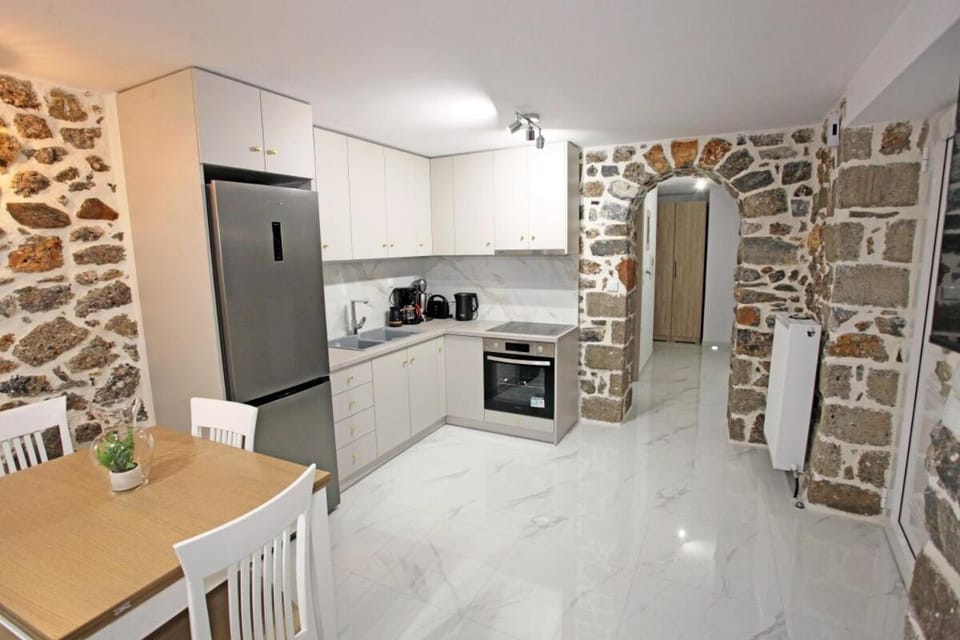 Elysian Stone Apartment I Apartment in Litochoro