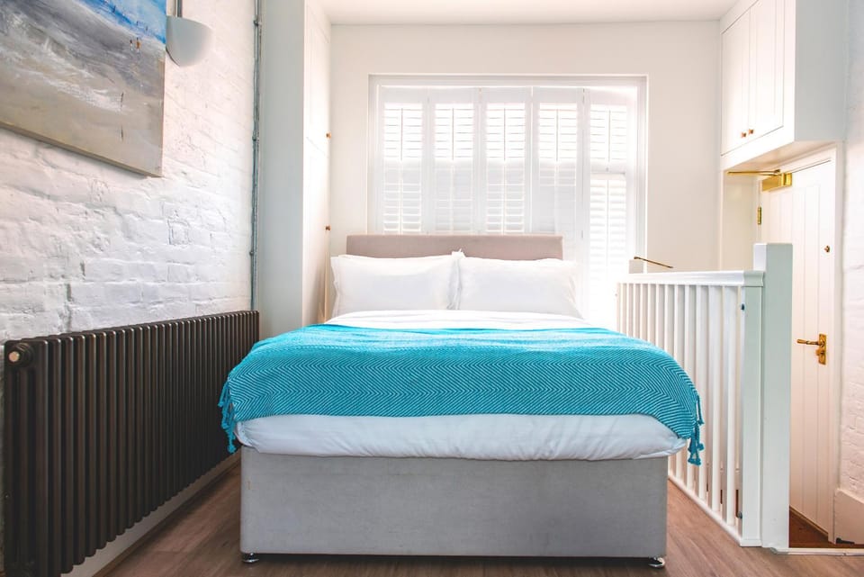 Bijou Retreat 2 mins from Beach Apartment in Worthing