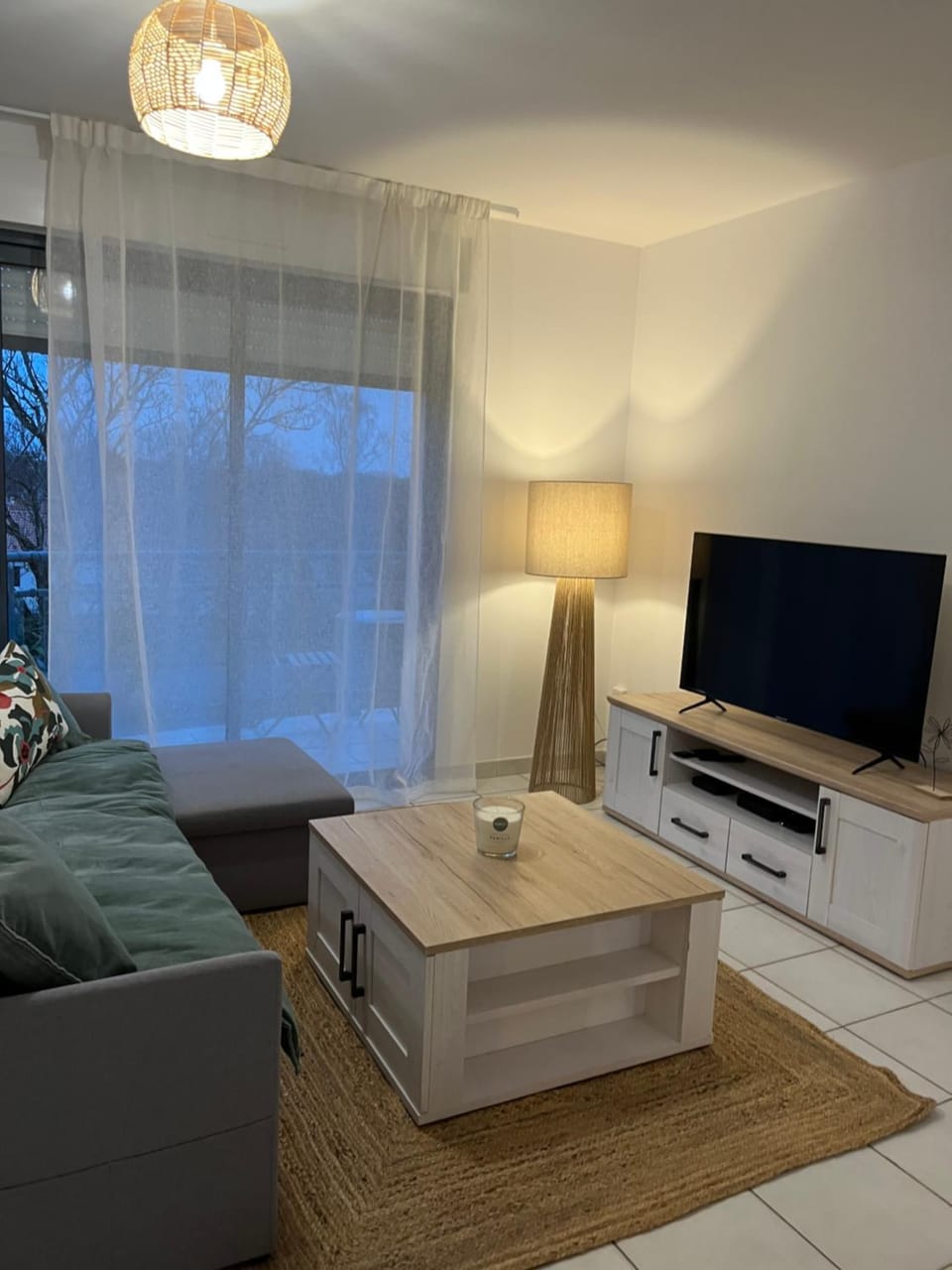 TV and multimedia, Living room