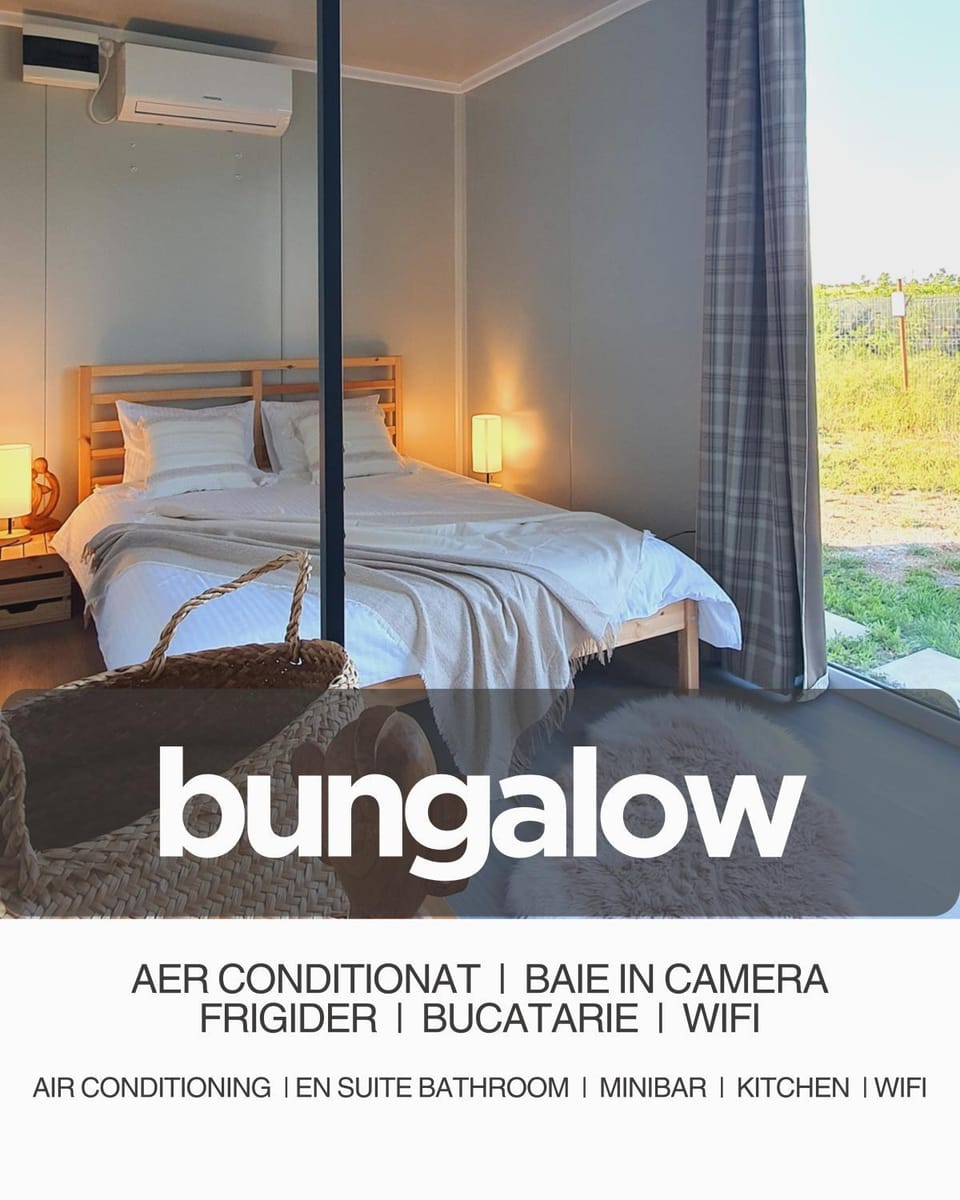 Property building, Bed, Bedroom, minibar, wardrobe, air conditioner