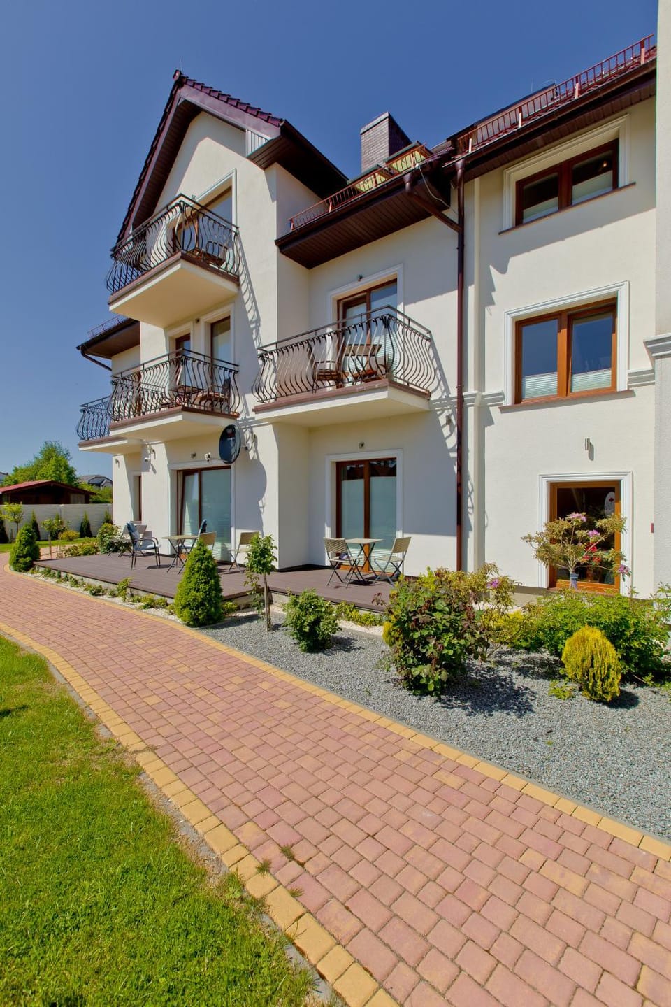 Property building, Garden