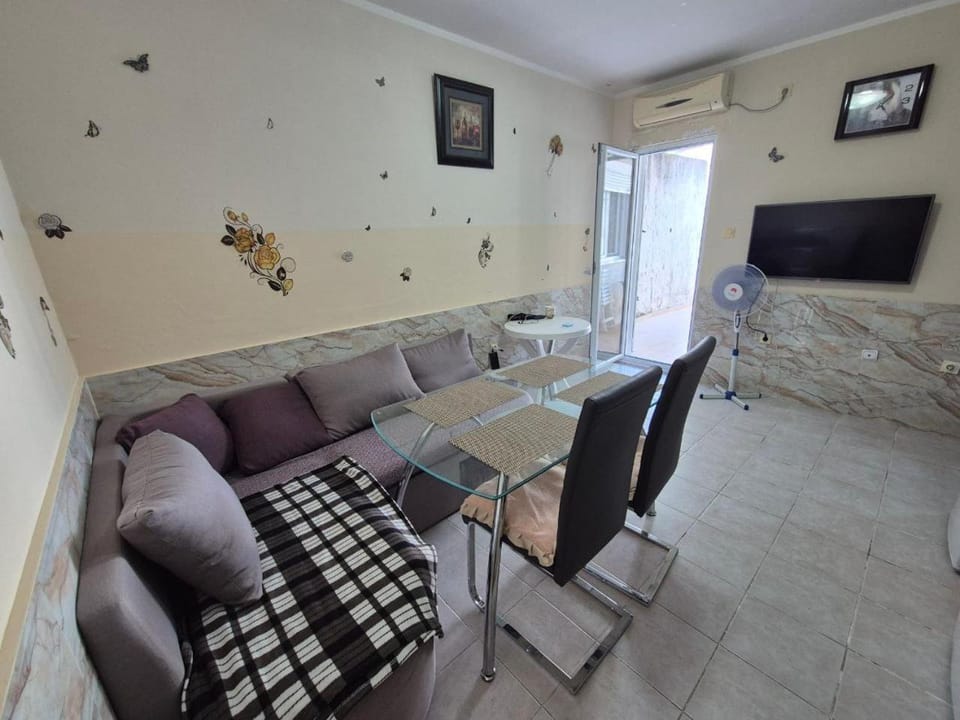 Studio in Sveti Stefan Apartment in Sveti Stefan