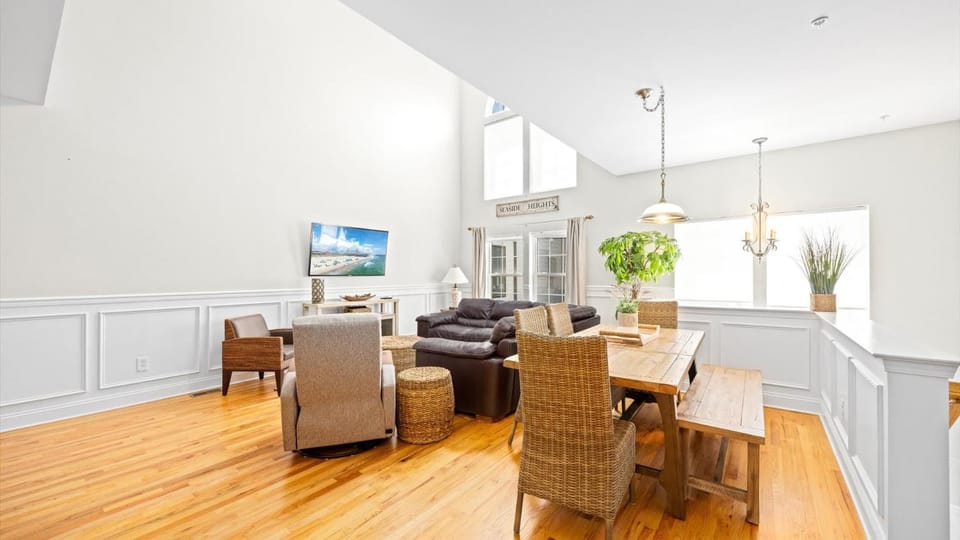 NEW - Seaside Haven - 3BR - Steps to Boardwalk House in Seaside Heights
