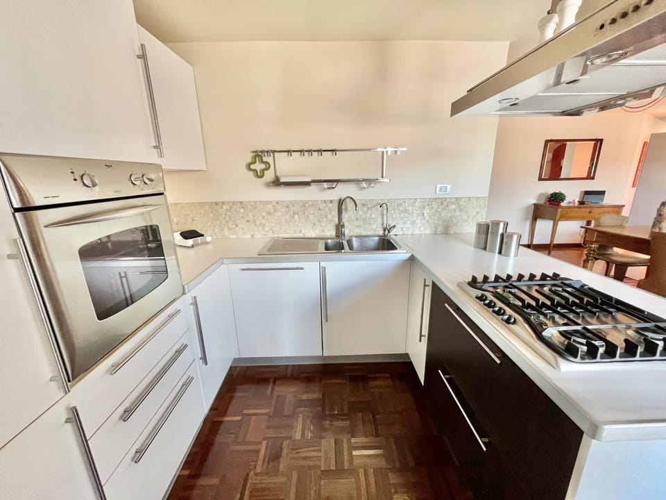 Kitchen or kitchenette, oven, stove