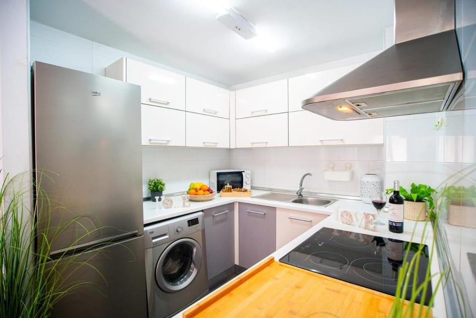 Boutique Apartment Tranquil Beach Walk Retreat by TuriVida Apartment in Malaga