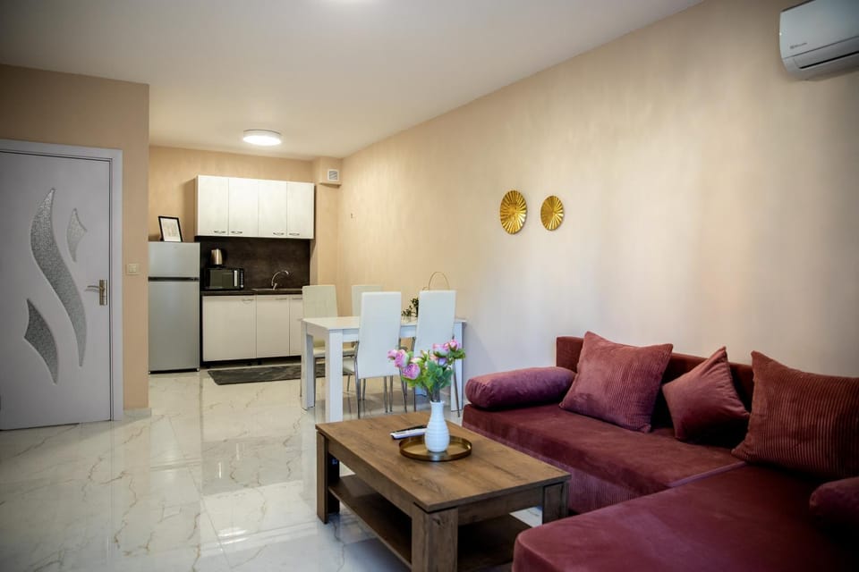One bed room Symphony Apartment in Varna