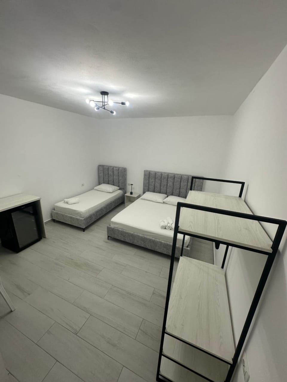 Gold Rooms II Bed and Breakfast in Sarandë
